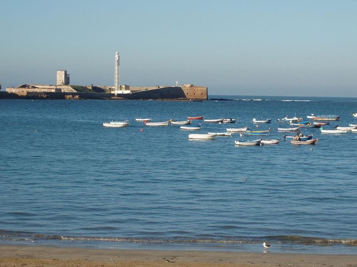 Descubrehome Playa De La Caleta Cádiz